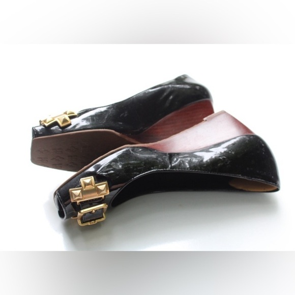 BCBGMaxAzria peep toe wedges - Picture 3 of 11